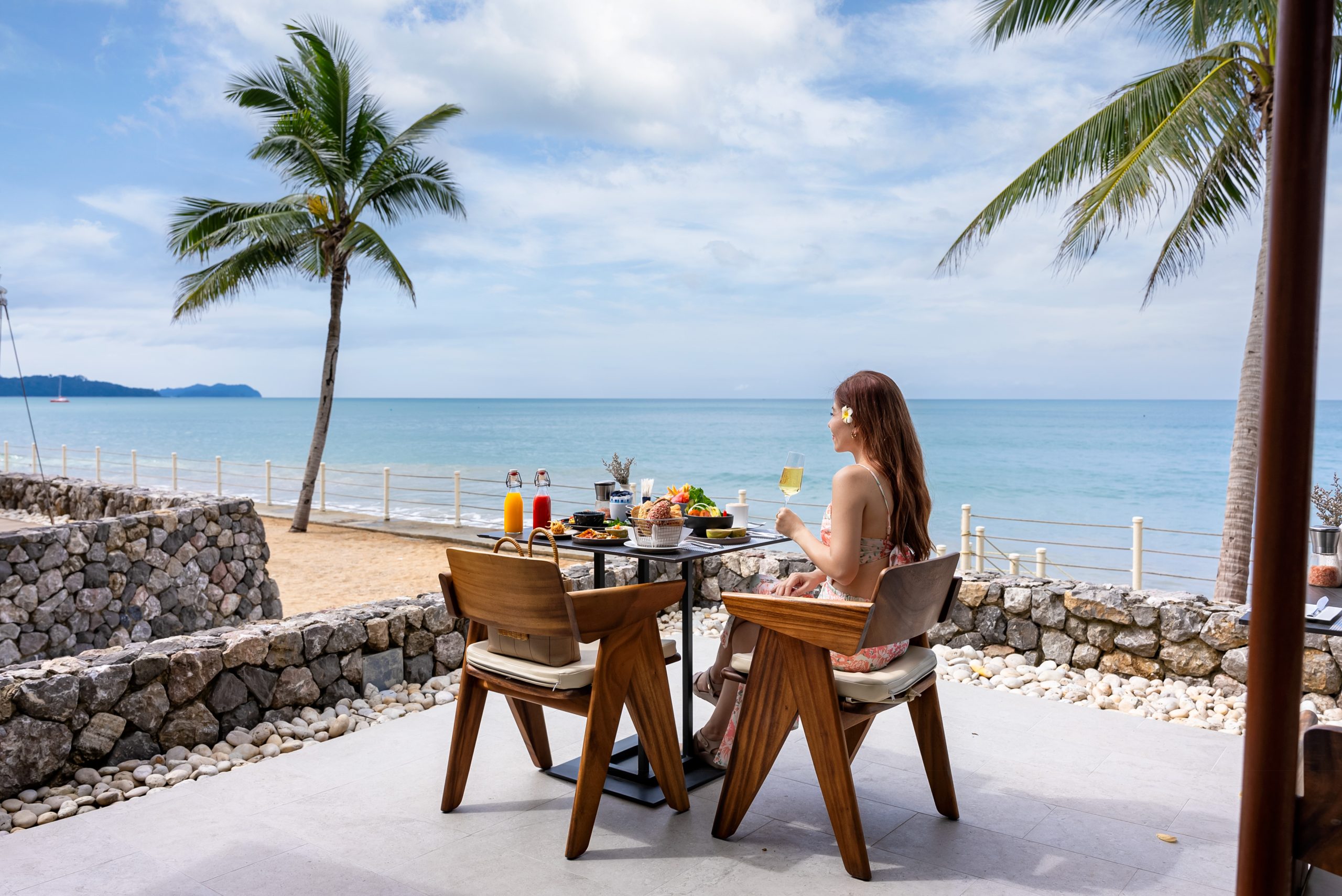 SPARKLING BREAKFAST