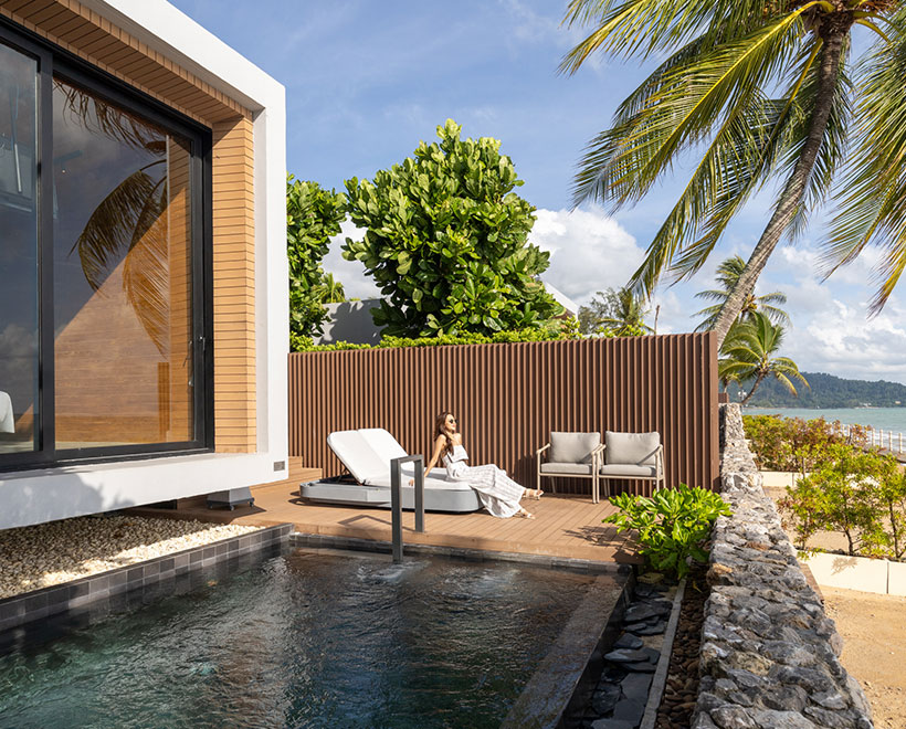 Beachfront Pool Villa
